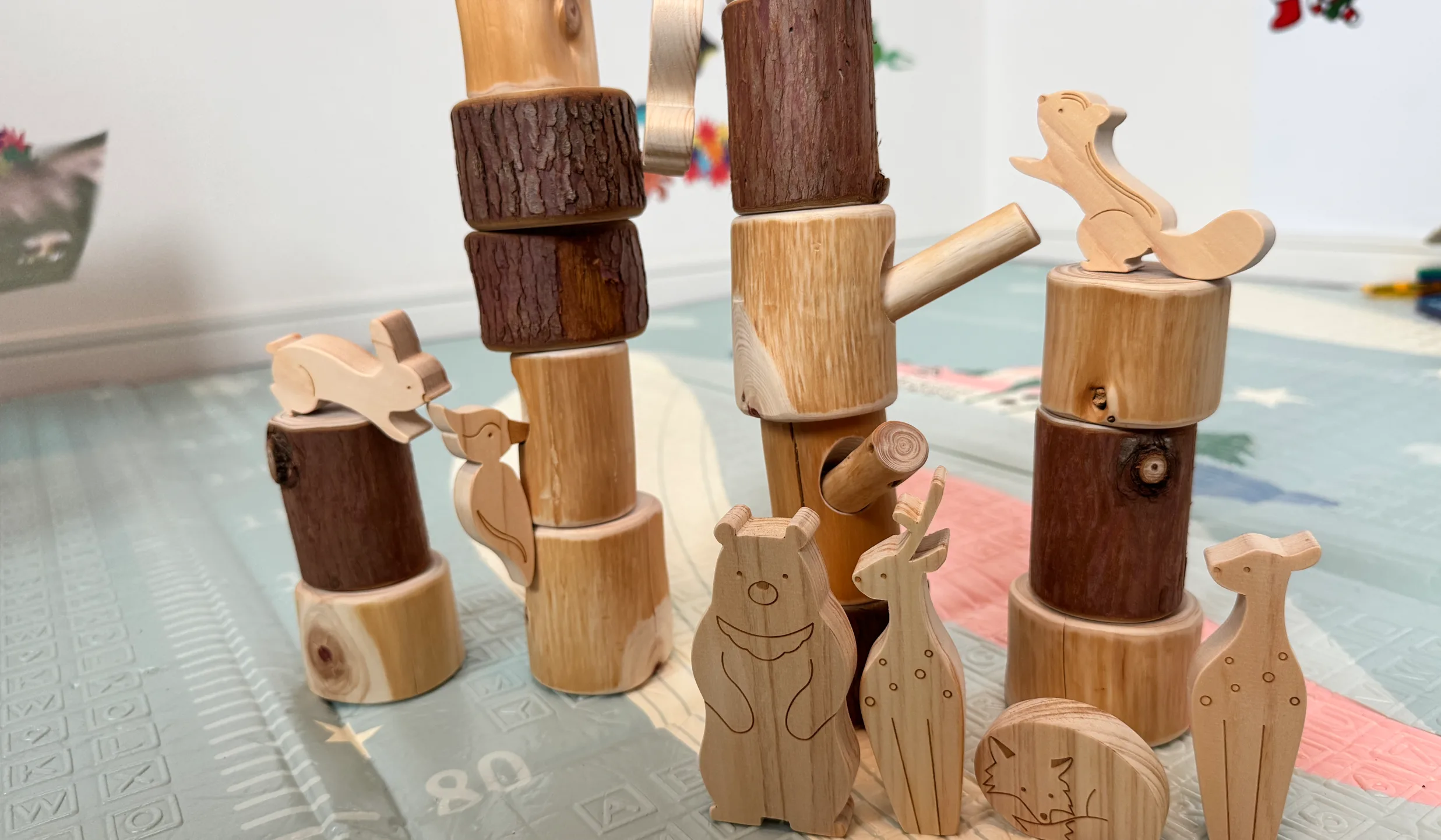 置き物、木製、天然の形のまま何かに見える〜^_^ 置き物、木製、天然の形のまま何かに見える〜^_^