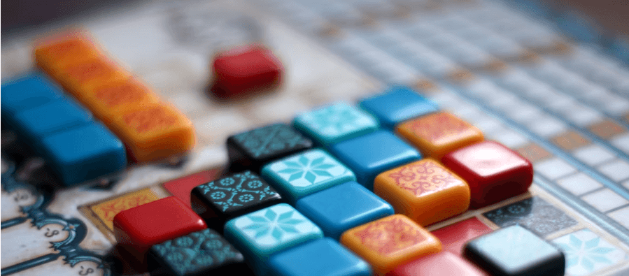 【まるばつゲームおもちゃ】進化系4選！AI搭載“消える〇✕”から、究極の三目並べまで徹底比較