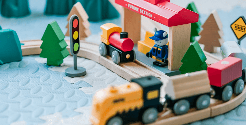 ふるさと納税でおもちゃが貰える！急げ！10月改悪前に賢く手に入れる人気ランキング4選【プラレールも】