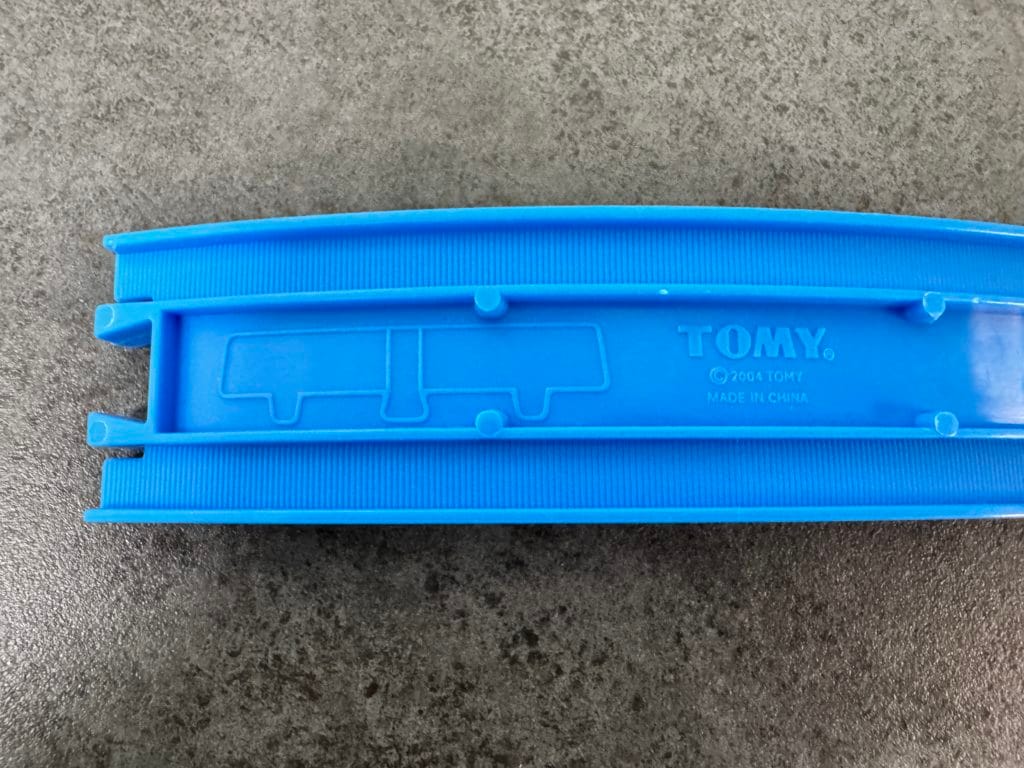 実際のモノレール専用プラレール用レールの画像